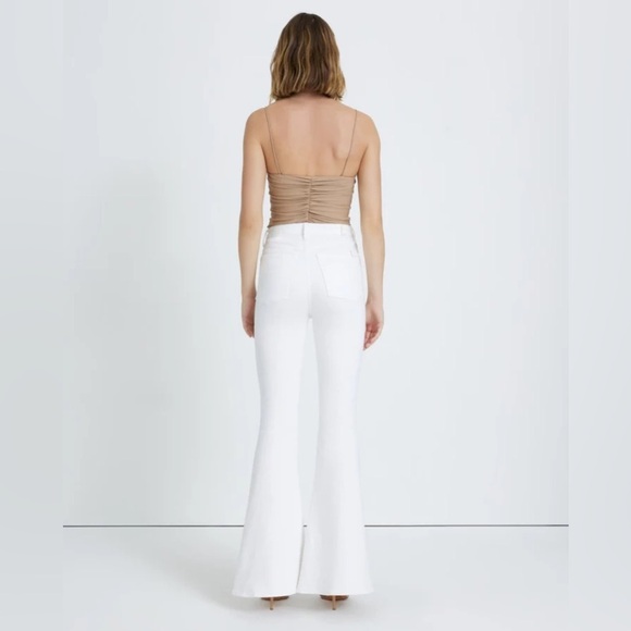 7 for all mankind | Mega Flare Jean in Clean white | size 30 - Picture 4 of 11